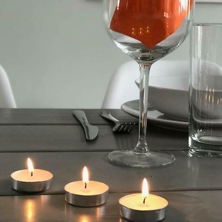 Mare Monte Seaview Boutique Apartment Пафос Екстериор снимка