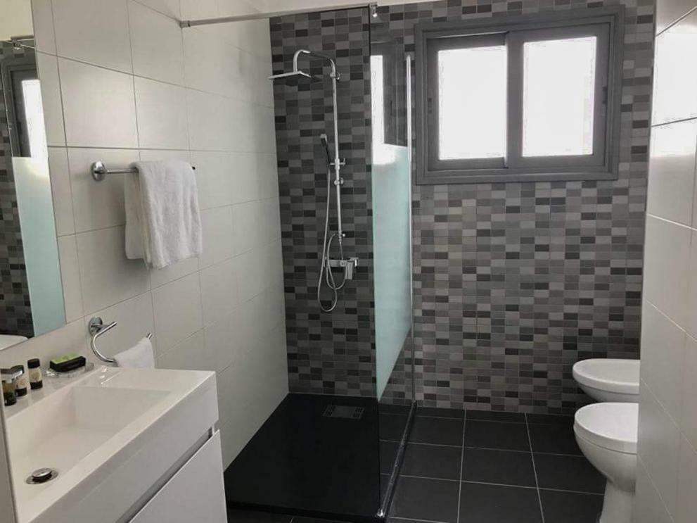 Mare Monte Seaview Boutique Apartment Пафос Екстериор снимка