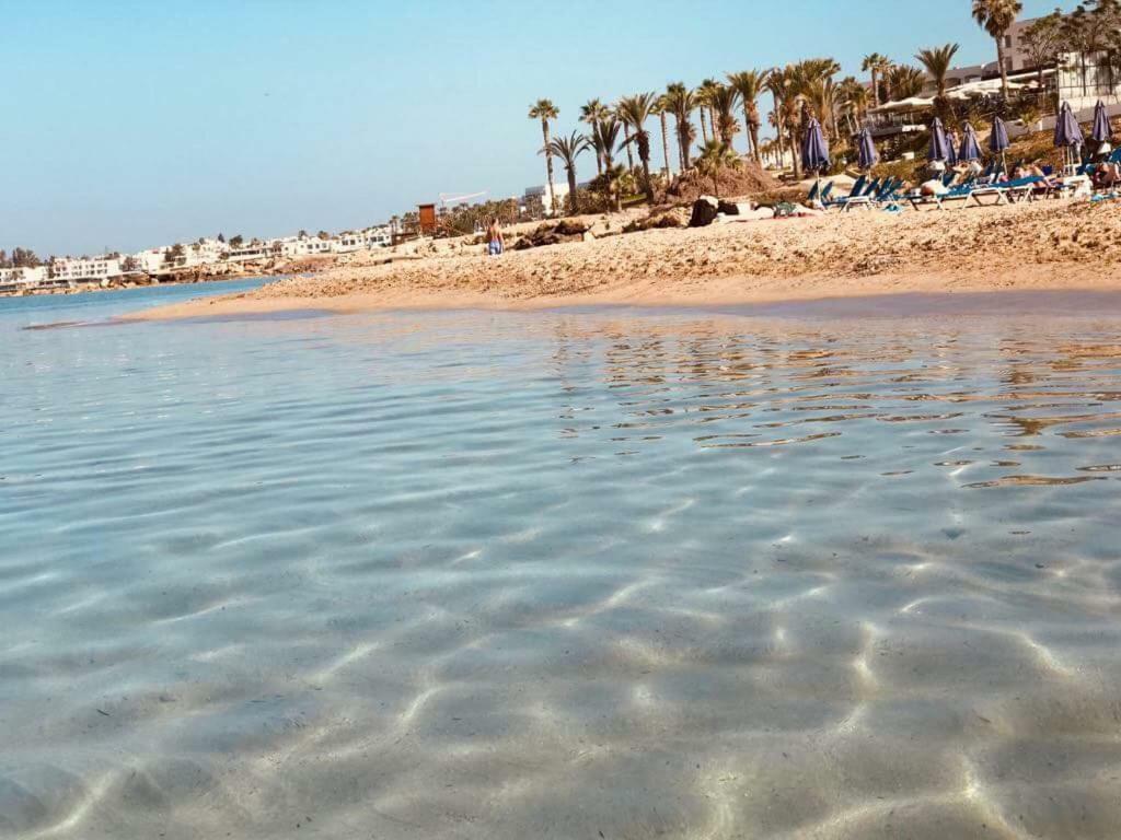 Mare Monte Seaview Boutique Apartment Пафос Екстериор снимка