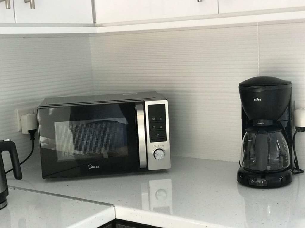 Mare Monte Seaview Boutique Apartment Пафос Екстериор снимка