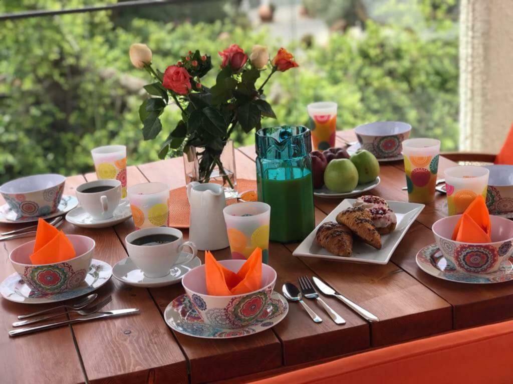 Mare Monte Seaview Boutique Apartment Пафос Екстериор снимка