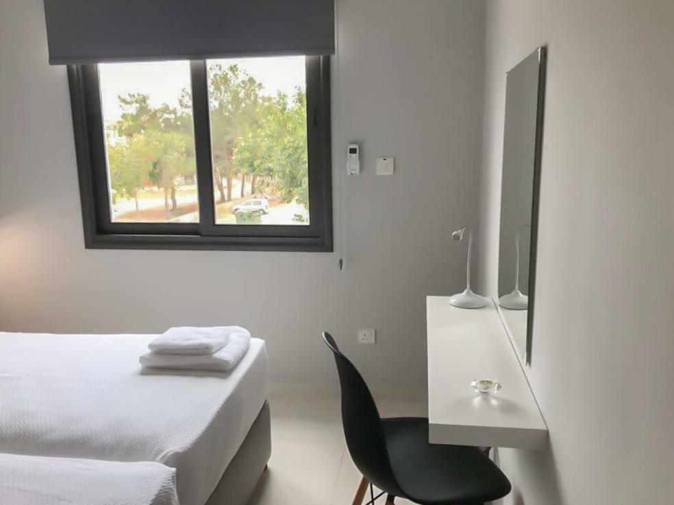 Mare Monte Seaview Boutique Apartment Пафос Екстериор снимка